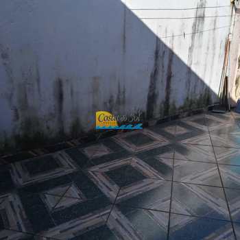 Casa em Praia Grande, bairro Nova Mirim