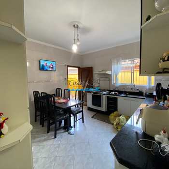 Casa em Praia Grande, bairro Sítio do Campo