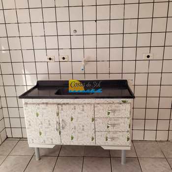 Apartamento em Peruíbe, bairro Caraguava