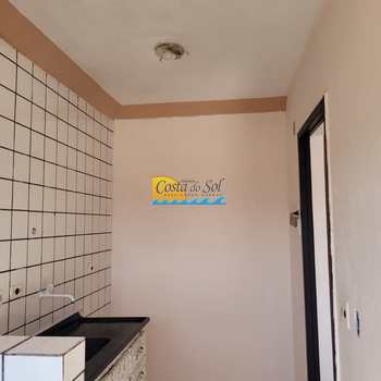 Apartamento em Peruíbe, bairro Caraguava