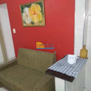 Kitnet em Praia Grande, bairro Guilhermina