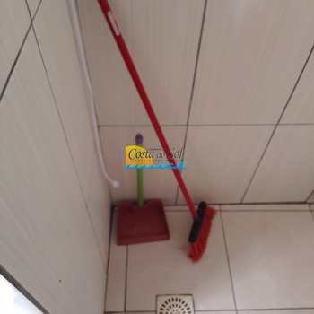 Kitnet em Praia Grande, bairro Guilhermina