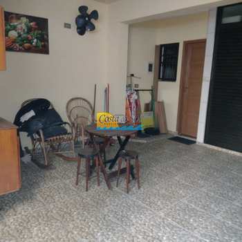 Casa em Praia Grande, bairro Guilhermina