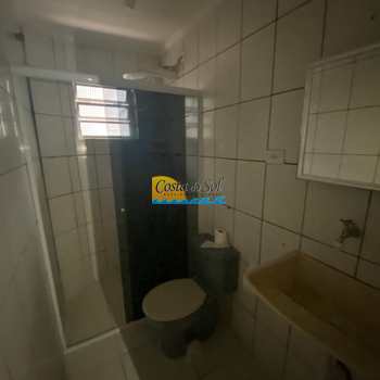 Casa em Praia Grande, bairro Boqueirão