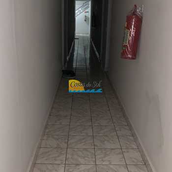 Kitnet em Praia Grande, bairro Ocian