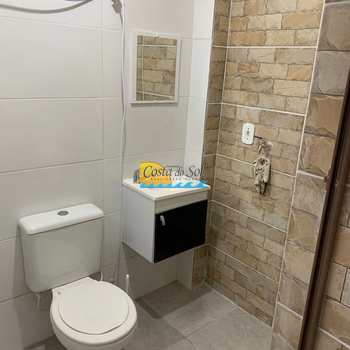 Kitnet em Praia Grande, bairro Ocian