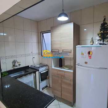 Kitnet em Praia Grande, bairro Mirim