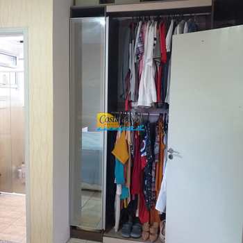 Apartamento em Praia Grande, bairro Caiçara