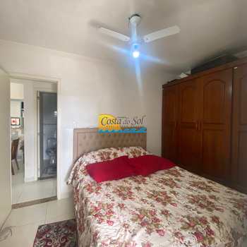 Apartamento em Praia Grande, bairro Canto do Forte