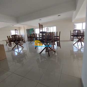 Apartamento em Praia Grande, bairro Guilhermina