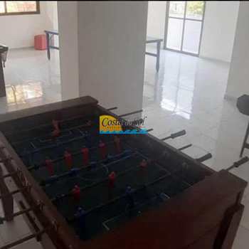 Apartamento em Praia Grande, bairro Guilhermina