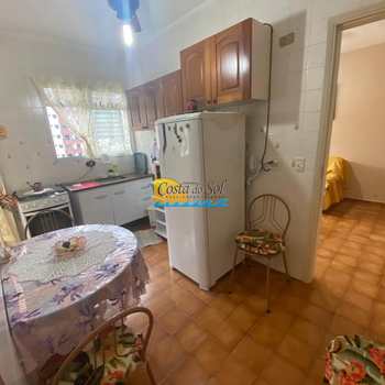 Apartamento em Praia Grande, bairro Boqueirão