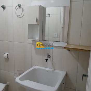 Kitnet em Praia Grande, bairro Guilhermina