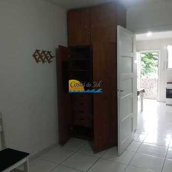 Kitnet em Praia Grande, bairro Guilhermina