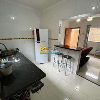 Casa em Praia Grande, bairro Mirim