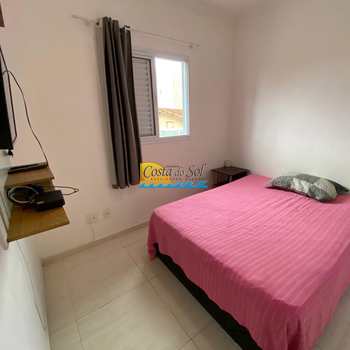 Casa em Praia Grande, bairro Mirim