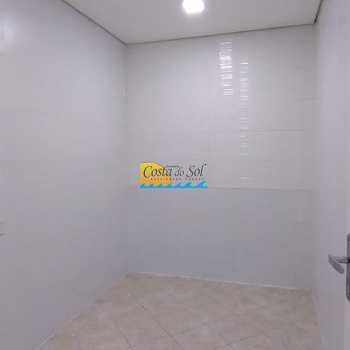 Casa em Praia Grande, bairro Melvi