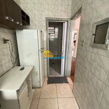 Kitnet em Praia Grande, bairro Tupi