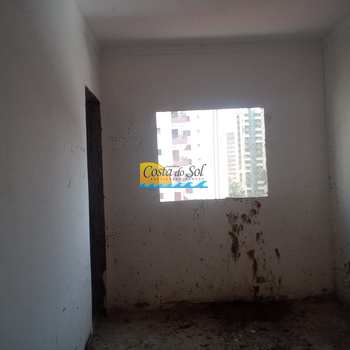 Apartamento em Praia Grande, bairro Tupi