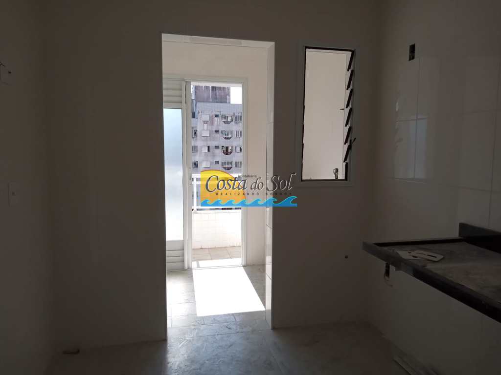 Apartamento em Praia Grande, no bairro Canto do Forte