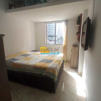 Kitnet em Praia Grande, bairro Guilhermina