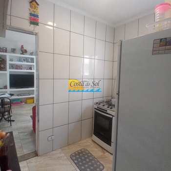 Kitnet em Praia Grande, bairro Guilhermina