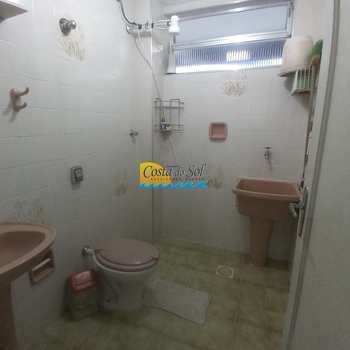 Apartamento em Praia Grande, bairro Guilhermina