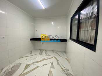 Sobrado, código 5128268 em Praia Grande, bairro Guilhermina