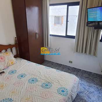 Kitnet em Praia Grande, bairro Guilhermina