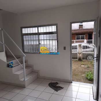 Sobrado em Praia Grande, bairro Nova Mirim