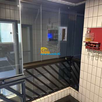 Apartamento em Praia Grande, bairro Ocian
