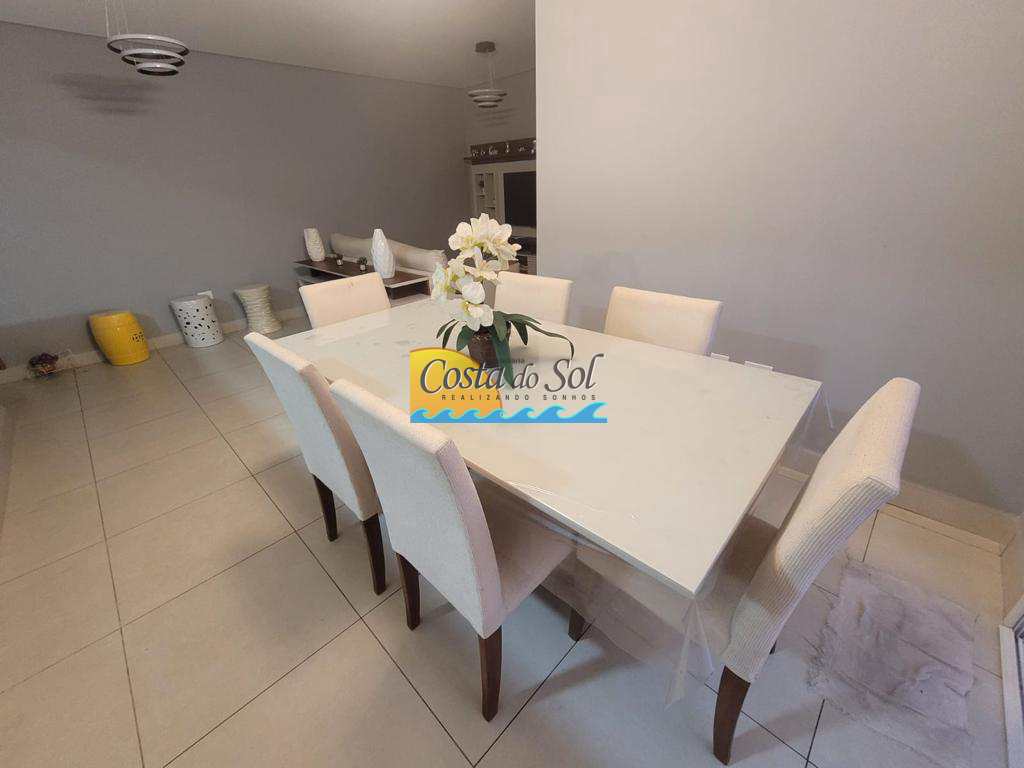 Apartamento em Praia Grande, no bairro Canto do Forte