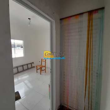Kitnet em Praia Grande, bairro Guilhermina