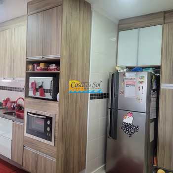 Apartamento em Praia Grande, bairro Aviação