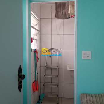 Apartamento em Praia Grande, bairro Guilhermina