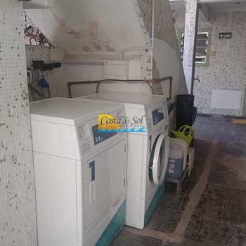 Kitnet em Praia Grande, bairro Guilhermina
