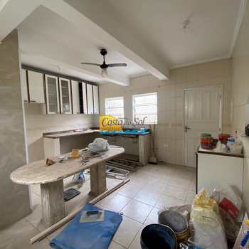 Casa em Praia Grande, bairro Guilhermina
