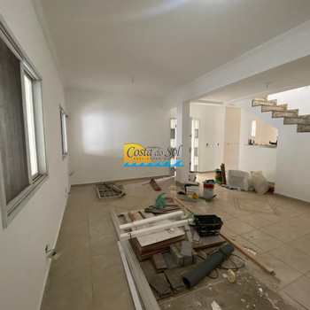 Casa em Praia Grande, bairro Guilhermina