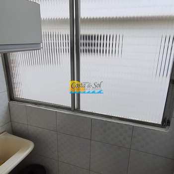 Kitnet em Praia Grande, bairro Guilhermina