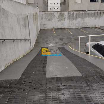 Apartamento em Praia Grande, bairro Aviação