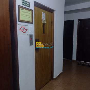 Apartamento em Praia Grande, bairro Tupi