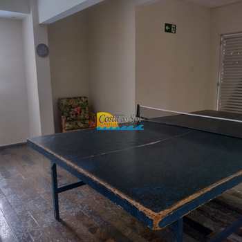 Apartamento em Praia Grande, bairro Tupi