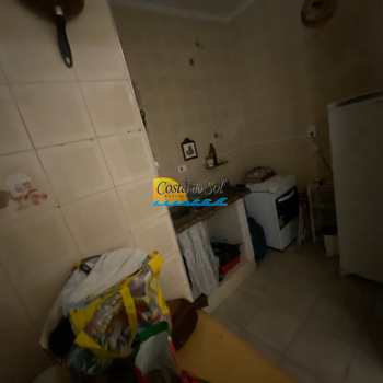 Apartamento em Praia Grande, bairro Guilhermina