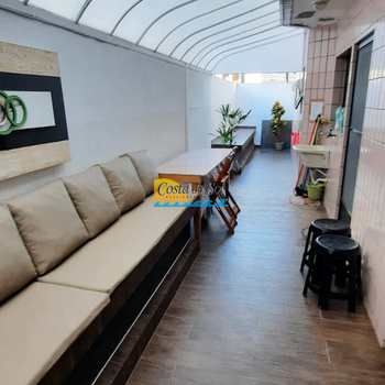 Apartamento em Praia Grande, bairro Guilhermina