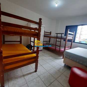 Apartamento em Praia Grande, bairro Guilhermina