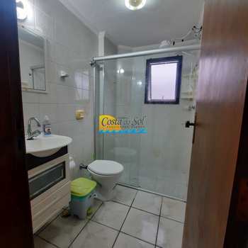 Apartamento em Praia Grande, bairro Guilhermina