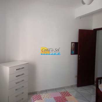 Apartamento em Praia Grande, bairro Guilhermina