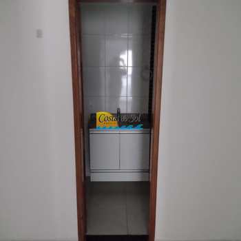 Apartamento em Praia Grande, bairro Guilhermina