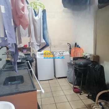 Casa em Praia Grande, bairro Aviação