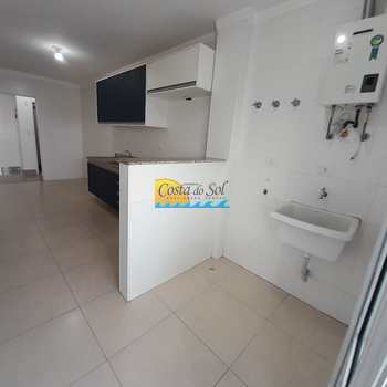 Apartamento em Praia Grande, bairro Guilhermina